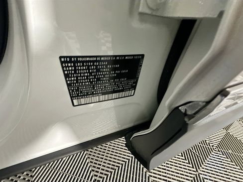 Used 2024 Volkswagen Tiguan Wolfsburg Edition image 12