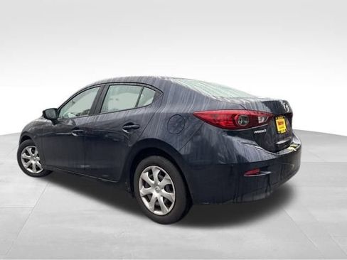 Used 2016 MAZDA MAZDA3 i Sport image 5