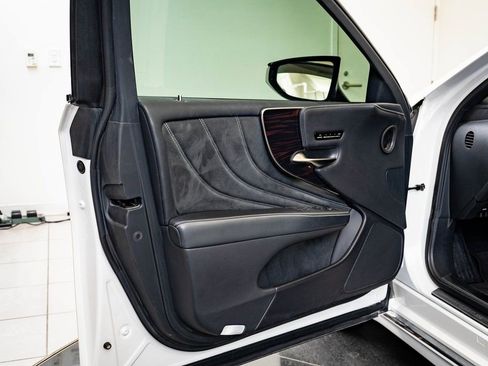 Used 2019 Lexus LS 500 AWD w/ Interior Upgrade Package image 25