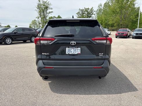 Used 2019 Toyota RAV4 XLE AWD/4WD image 9