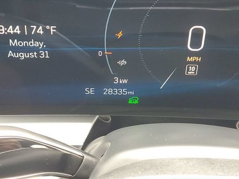 Certified 2024 Cadillac Lyriq Luxury AWD/4WD image 16