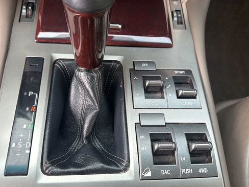 Used 2015 Lexus GX 460 Luxury AWD/4WD image 25