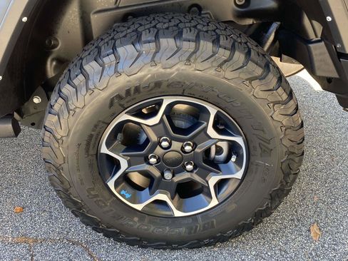 Certified 2023 Jeep Wrangler Unlimited Rubicon 4xe image 22