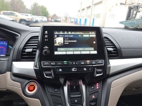 Certified 2019 Honda Odyssey EX-L image 9