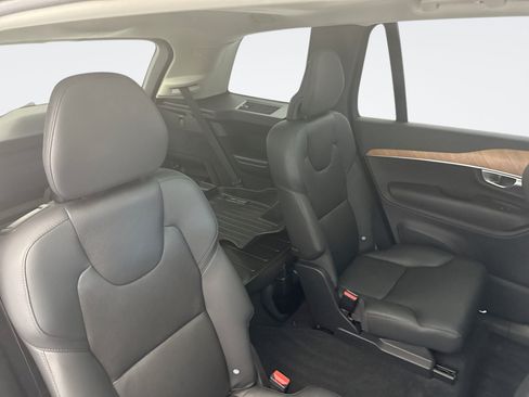 Used 2023 Volvo XC90 B6 Plus AWD/4WD image 20