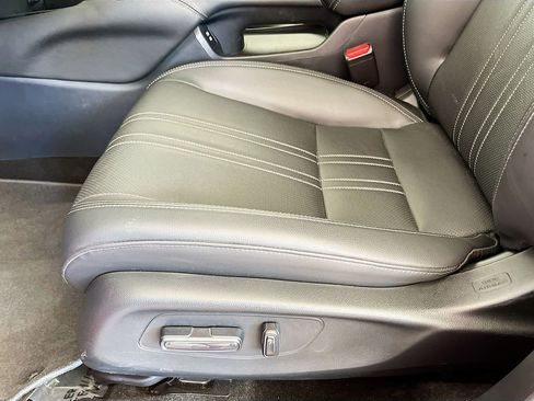Used 2024 Honda HR-V EX-L image 19