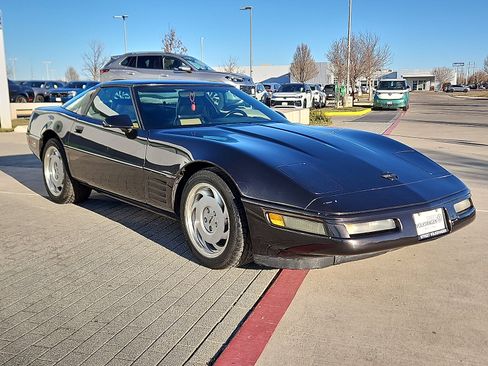 Used 1991 Chevrolet Corvette image 6