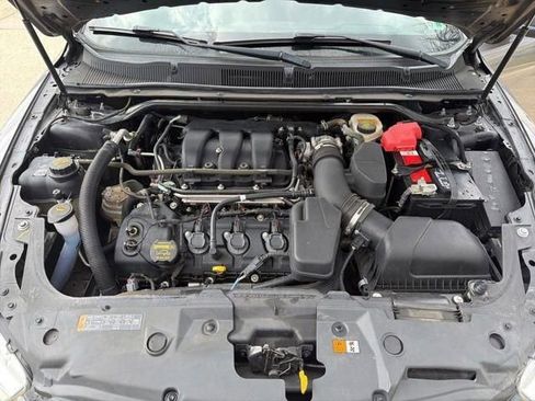 Used 2013 Ford Taurus SEL image 36