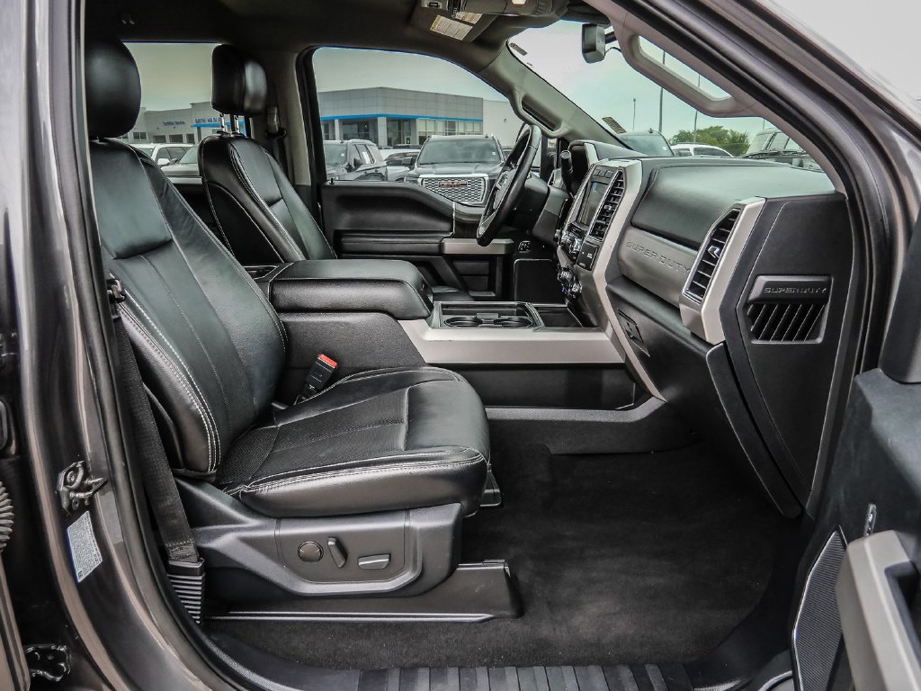 Used 2020 Ford F250 Lariat w/ Lariat Ultimate Package AWD/4WD image 16