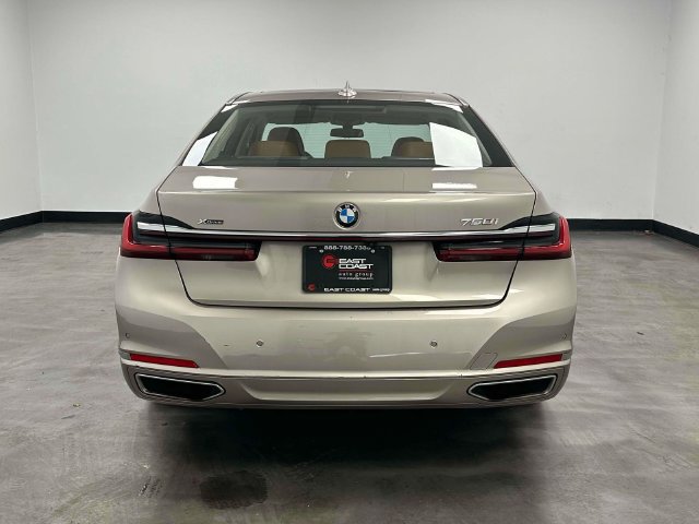 Used 2021 BMW 750i xDrive AWD/4WD image 9