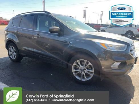 Used 2018 Ford Escape SE w/ SE Sync 3 Package image 6