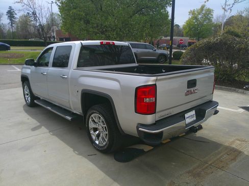 Used 2014 GMC Sierra 1500 SLT w/ SLT Crew Cab Value Package image 8