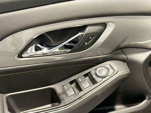 Certified 2018 Chevrolet Traverse LT image 16