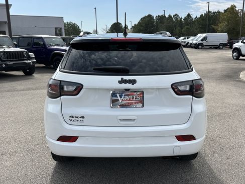 Used 2022 Jeep Compass High Altitude AWD/4WD image 6