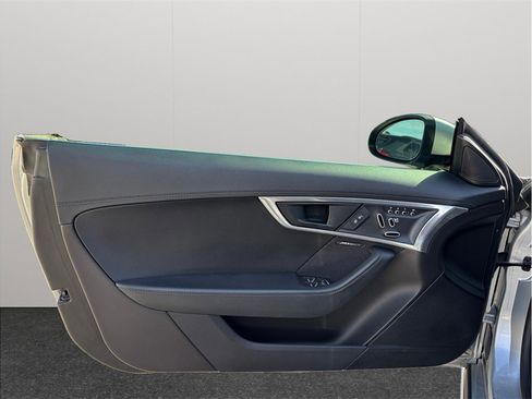 Used 2020 Jaguar F-TYPE Coupe image 23