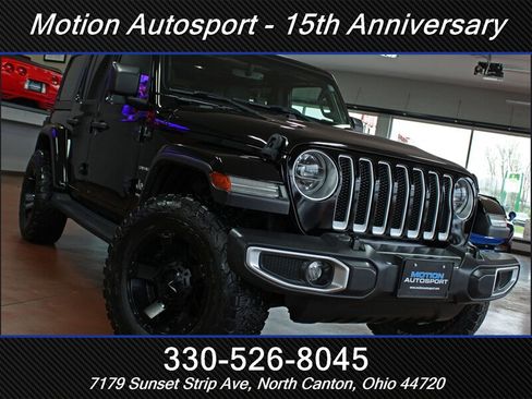 Used 2018 Jeep Wrangler Unlimited Sahara w/ Uconnect 4C Nav & Sound Group AWD/4WD image 59