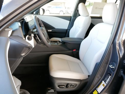 New 2026 Lexus TX 350 FWD image 2