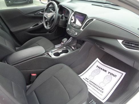 Used 2021 Chevrolet Malibu RS image 12