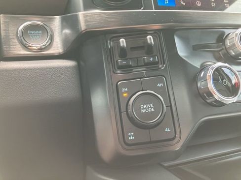 New 2025 Ford F250 Lariat w/ Lariat Ultimate Package image 35