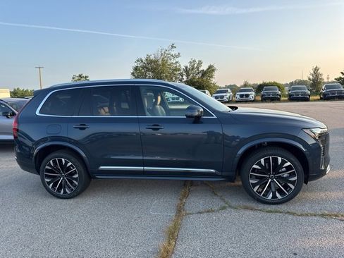 New 2026 Volvo XC90 B6 Plus w/ Protection Package Premier image 2