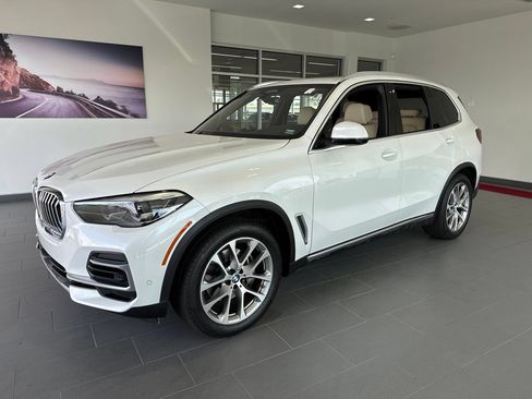 Used 2022 BMW X5 sDrive40i RWD image 4
