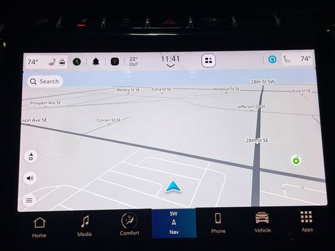 Used 2023 Jeep Grand Cherokee Limited image 26