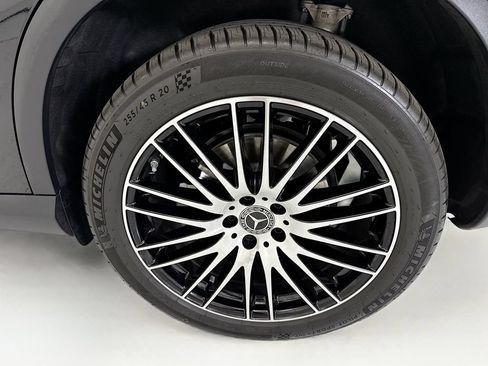 Certified 2025 Mercedes-Benz GLC 300 4MATIC image 30