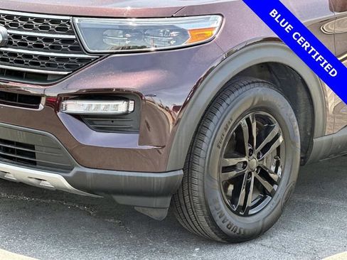 Certified 2022 Ford Explorer XLT w/ Equipment Group 202A AWD/4WD image 5