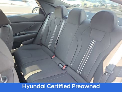 Certified 2025 Hyundai Elantra SEL FWD image 13