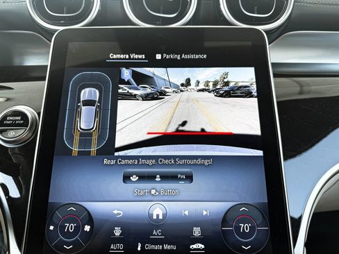 Used 2023 Mercedes-Benz GLC 300 4MATIC image 17