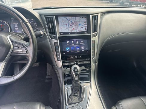Used 2019 INFINITI Q60 3.0t Luxe w/ Essential Package AWD/4WD image 10