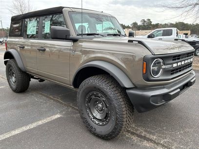 New 2025 Ford Bronco 4-Door w/ Sasquatch Package