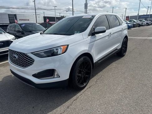 Certified 2024 Ford Edge SEL w/ Convenience Package AWD/4WD image 3