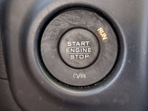 Used 2023 Jeep Wrangler Unlimited Sport AWD/4WD image 23