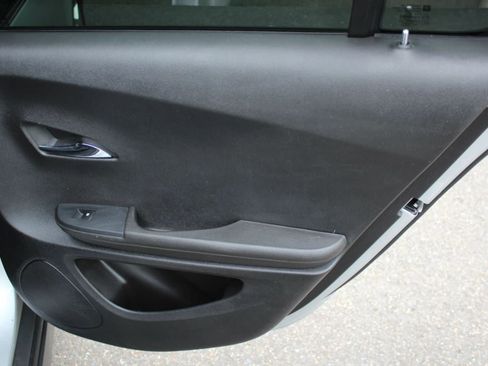 Used 2014 Chevrolet Volt Premium w/ Premium Trim Package FWD image 20