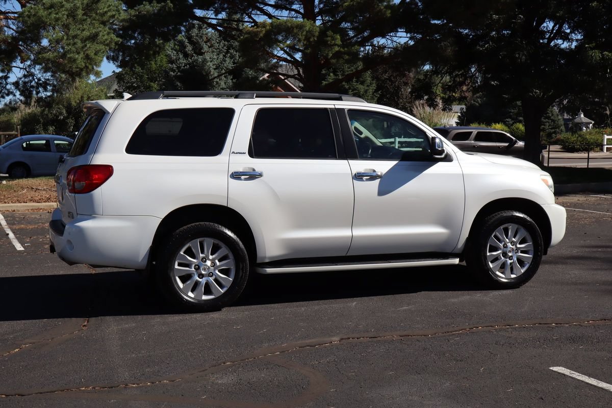 Used 2014 Toyota Sequoia Platinum RWD image 4