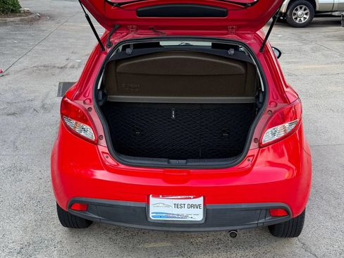 Used 2011 MAZDA MAZDA2 Touring FWD image 30