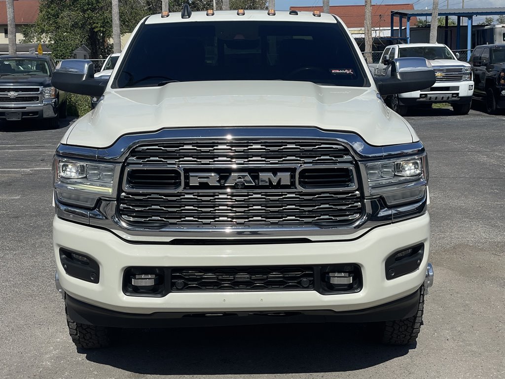 Used 2019 RAM 3500 Limited AWD/4WD image 16