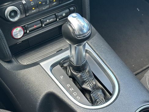 Used 2021 Ford Mustang Coupe w/ Black Accent Package RWD image 21
