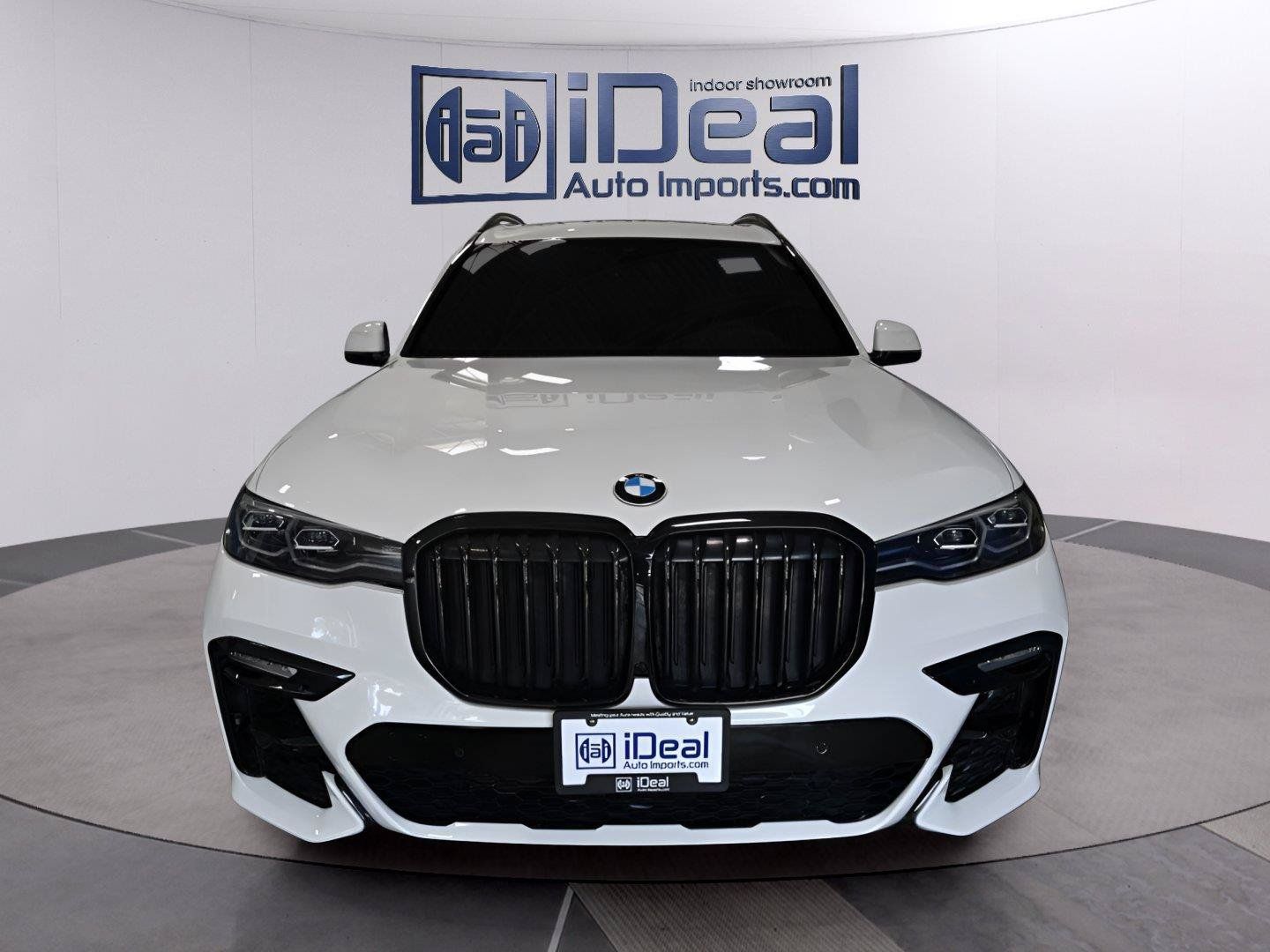 Used 2020 BMW X7 xDrive40i w/ M Sport Package AWD/4WD image 8