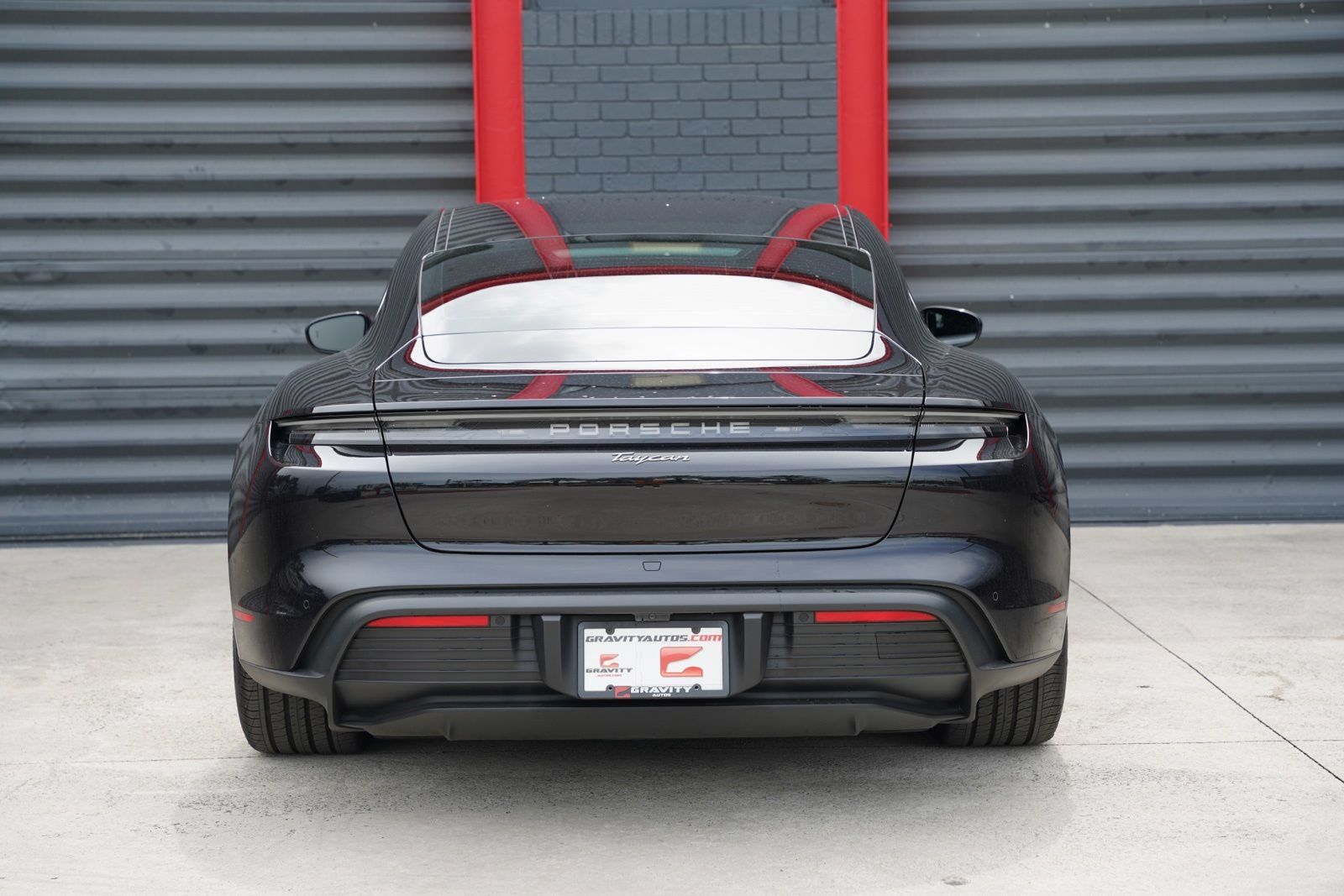 Used 2025 Porsche Taycan RWD image 11