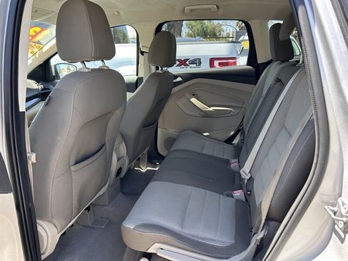 Used 2013 Ford Escape SE image 18