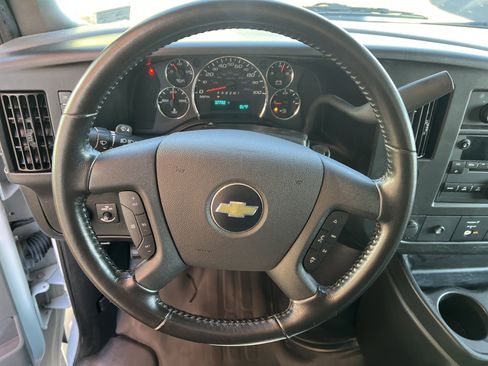 Used 2021 Chevrolet Express 3500 w/ Power Convenience Package image 18
