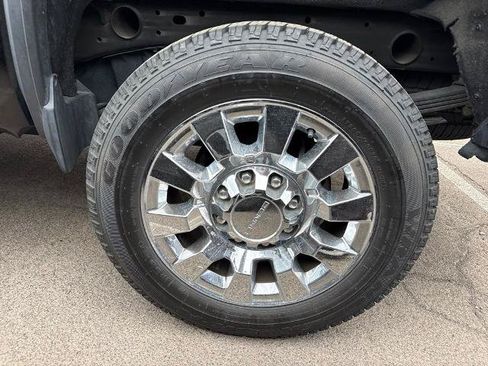 Used 2015 GMC Sierra 2500 Denali w/ Duramax Plus Package AWD/4WD image 5