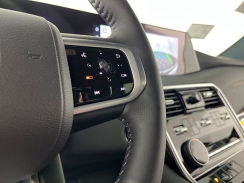 New 2026 Nissan Armada SL w/ Captain's Chari Seat Package RWD image 22