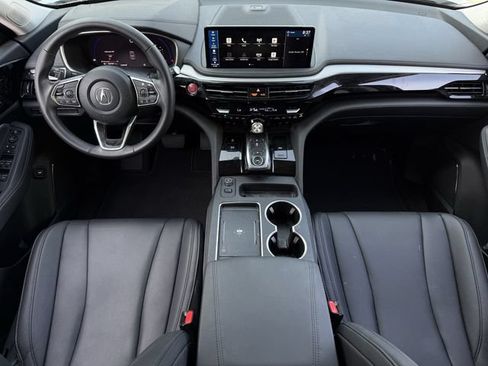 Used 2025 Acura MDX FWD image 10