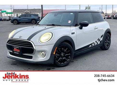 Used 2020 MINI Cooper 2-Door Hardtop image 1