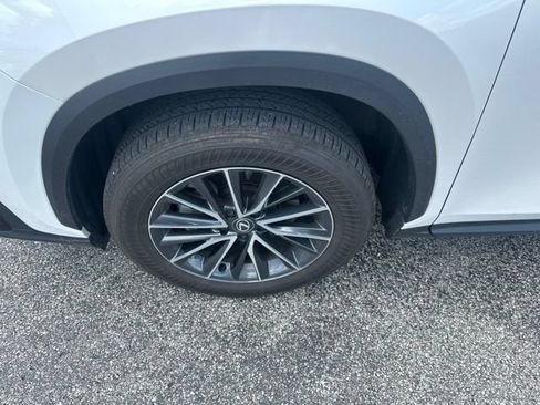 Used 2025 Lexus NX 350 AWD image 9