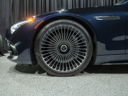 New 2026 Mercedes-Benz Maybach SL 680 image 8