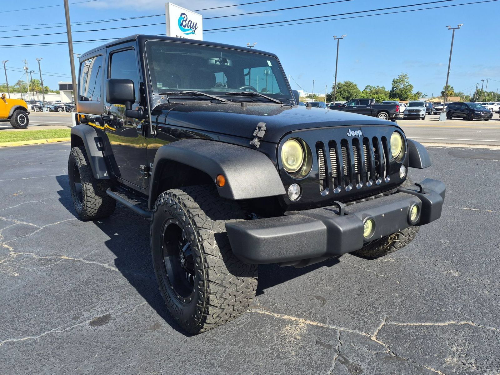 Used 2015 Jeep Wrangler Sport w/ Quick Order Package 24S AWD/4WD image 3